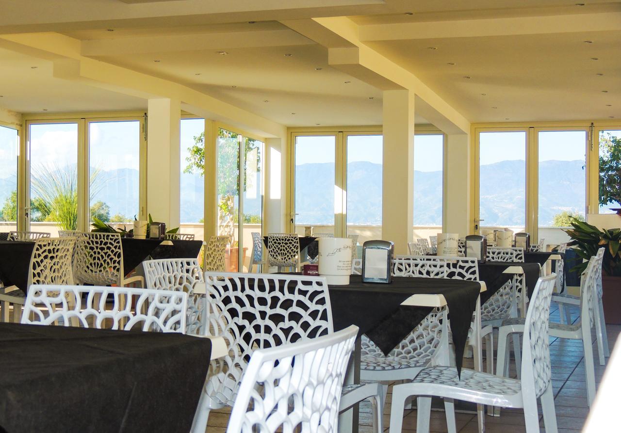Hotel Lungomare Реджо-ди-Калабрия Экстерьер фото